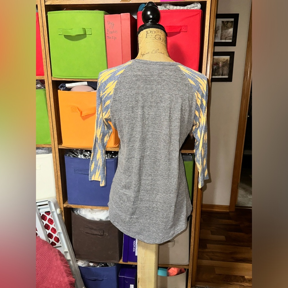LuLaRoe Randy tee - Picture 7 of 8